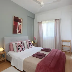  Apartment Cozy In Near Foinikoudes